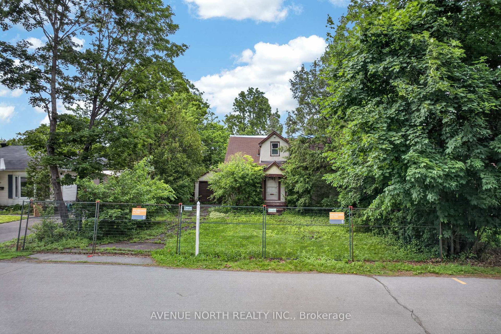 305-mountbatten-avenue-ottawa-ontario-x13459356