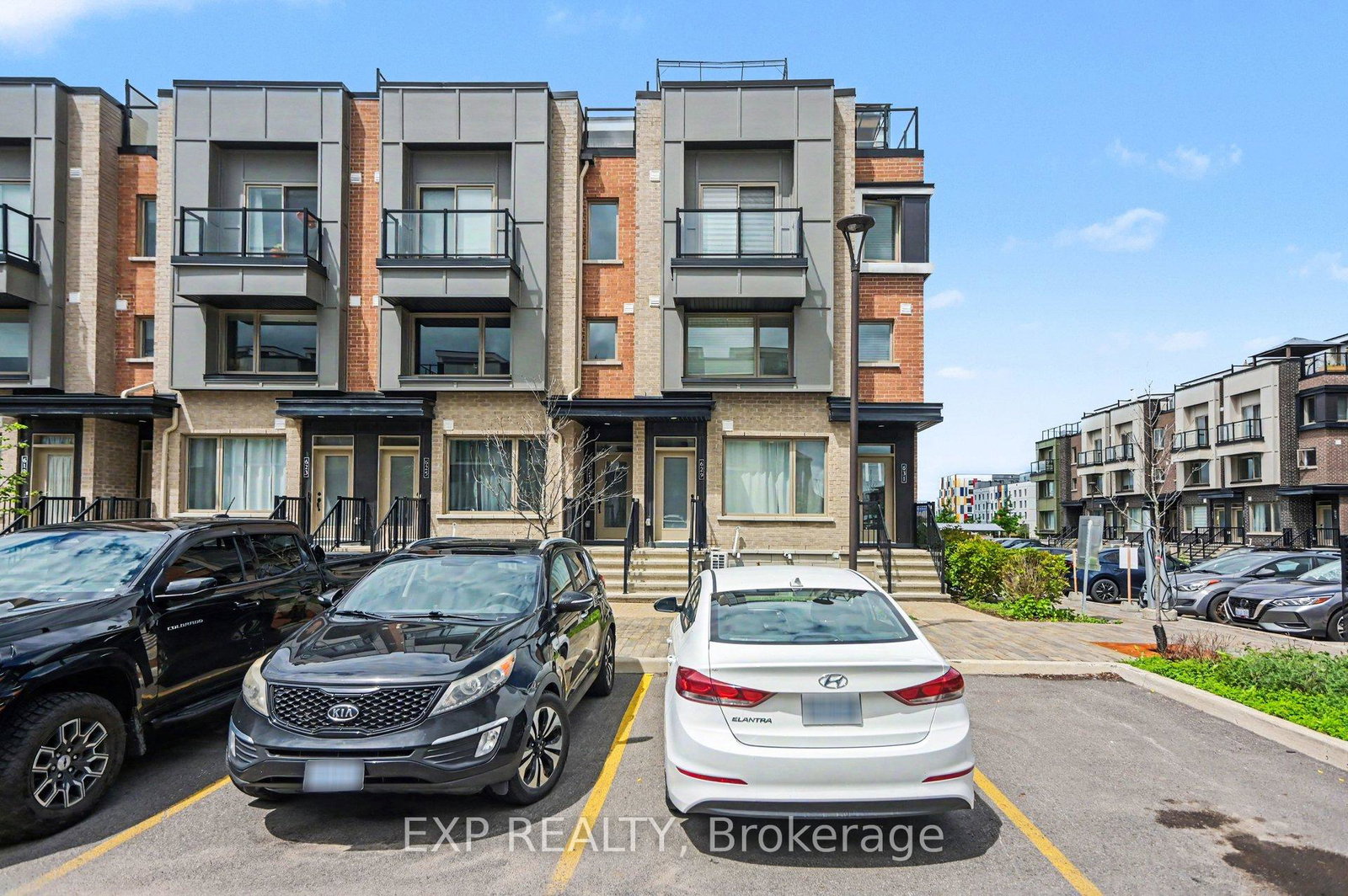629-makwa-private-ottawa-ontario-x13459442