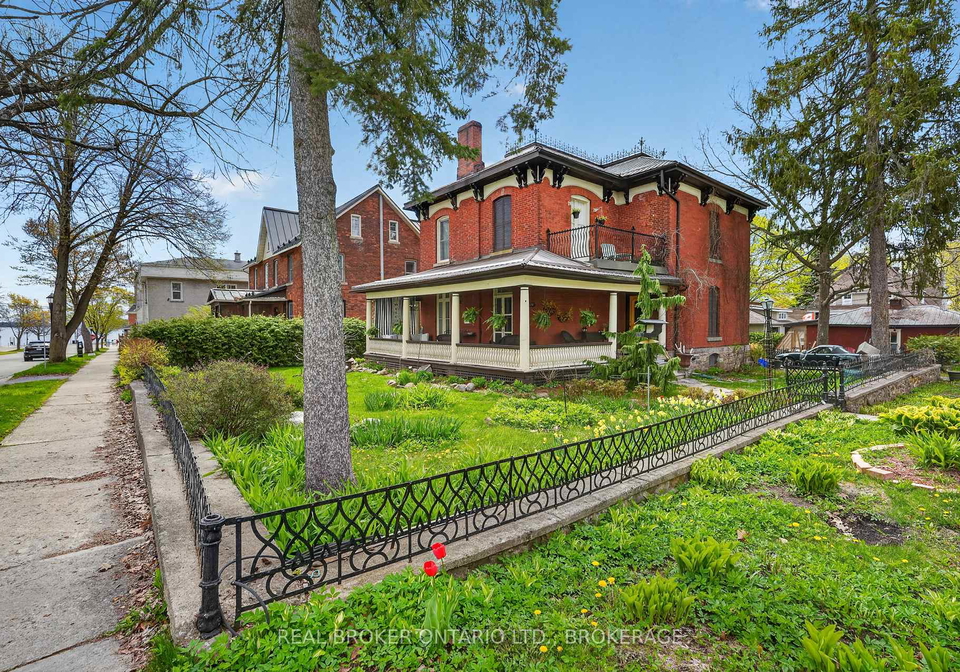 130-main-street-gananoque-ontario-x13459590