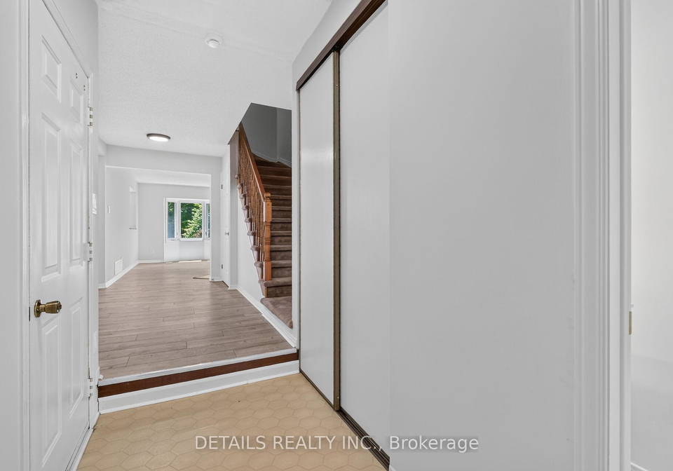 122-ashpark-crescent-ottawa-ontario-x13459852