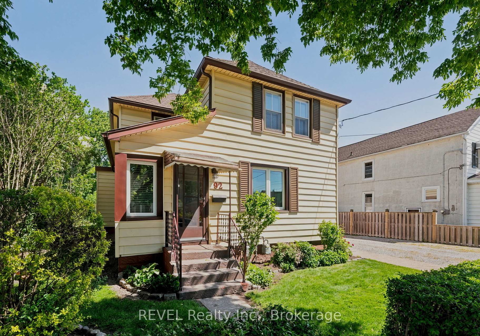 92-saint-arnaud-street-port-colborne-ontario-x13459924