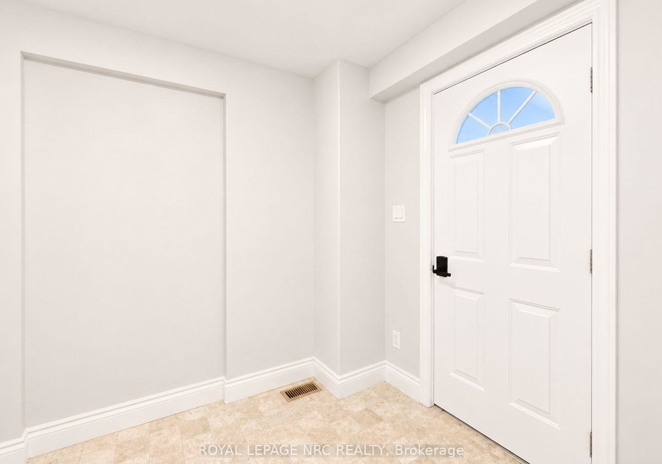 259-wellington-street-port-colborne-ontario-x13459968