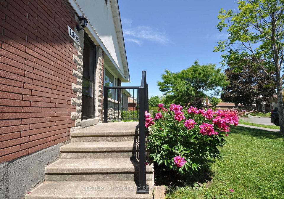 1308-erindale-drive-ottawa-ontario-x13459982