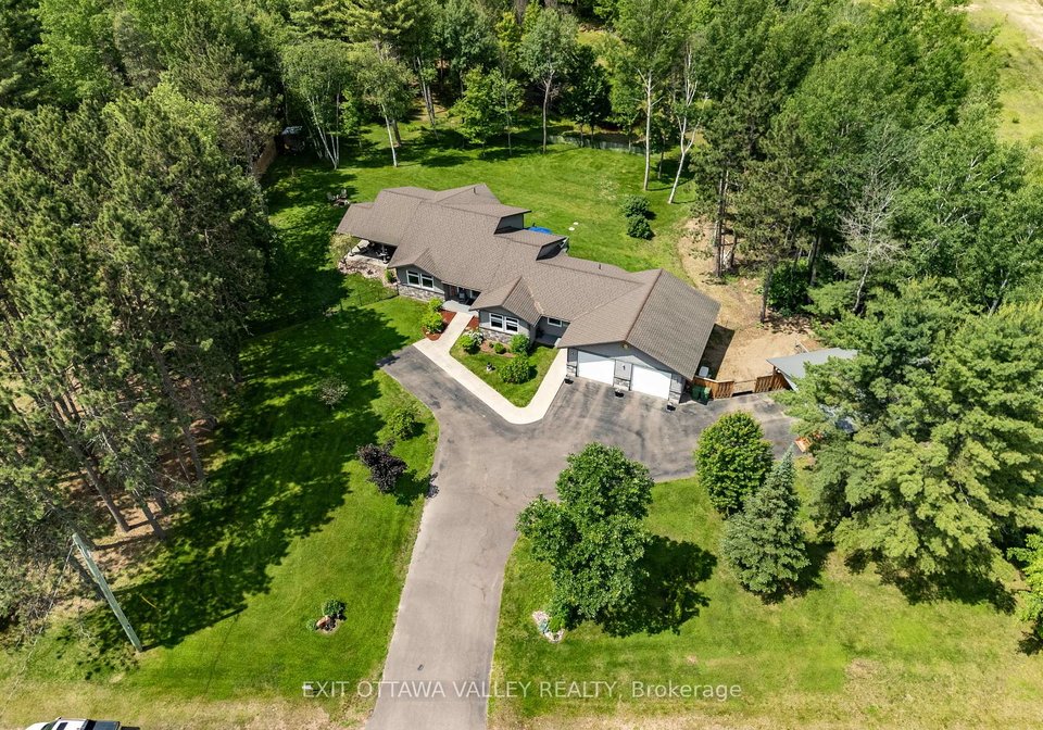 301-doran-road-petawawa-ontario-x13460060
