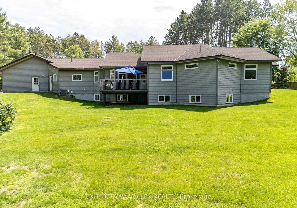 301-doran-road-petawawa-ontario-x13460060