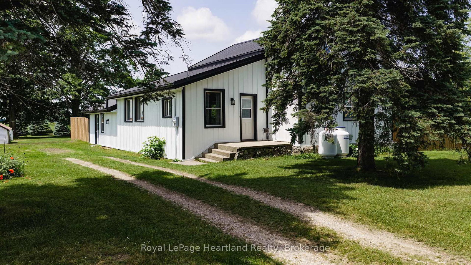 2010-n-alma-street-n-howick-ontario-x13460062