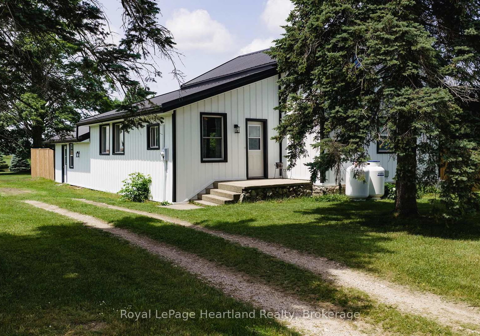 2010-n-alma-street-n-howick-ontario-x13460062