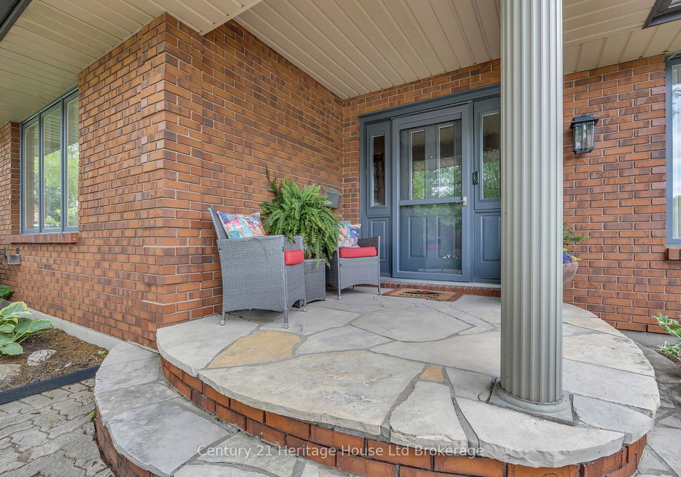42-alexander-avenue-tillsonburg-ontario-x13460090