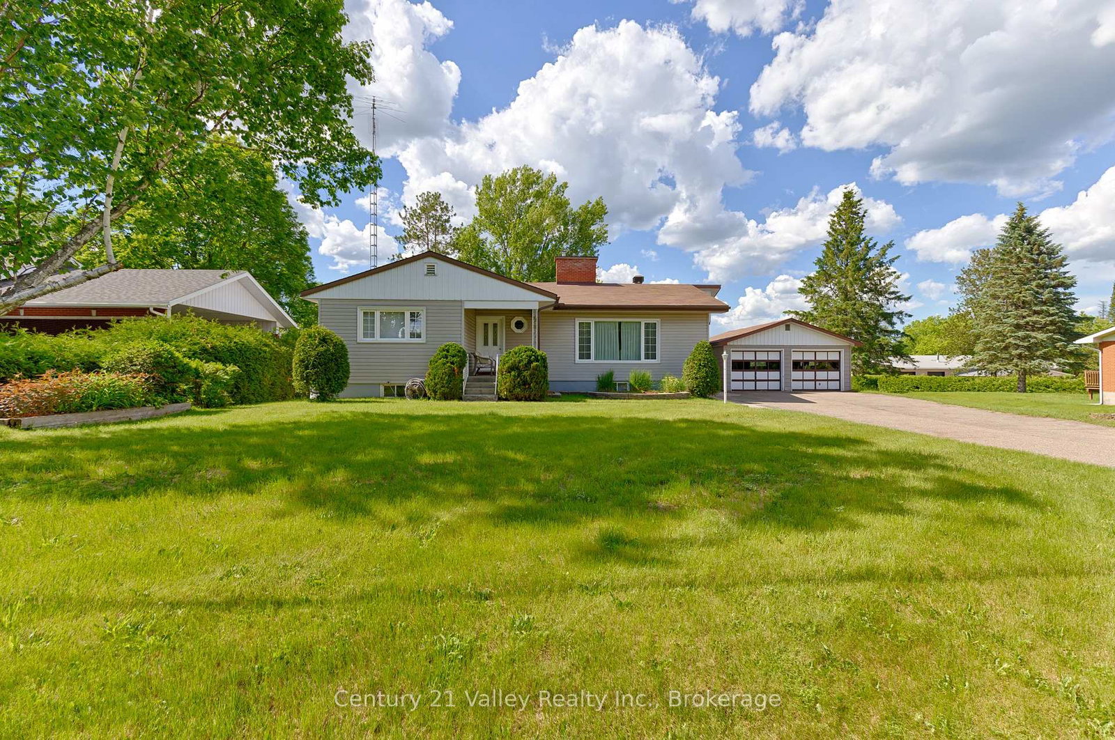 32-foymount-road-bonnechere-valley-ontario-x13460306