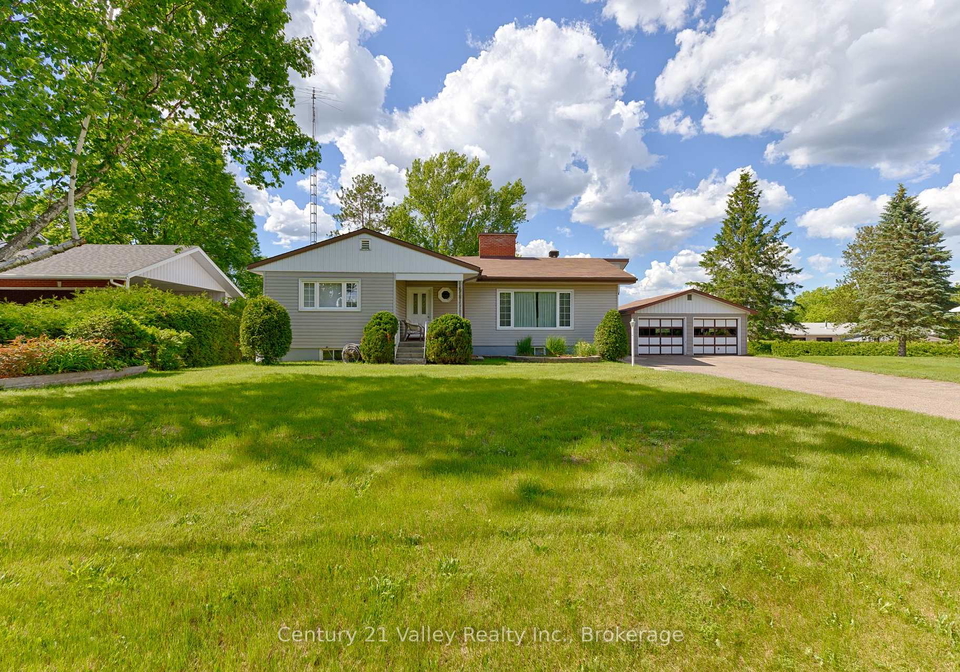 32-foymount-road-bonnechere-valley-ontario-x13460306