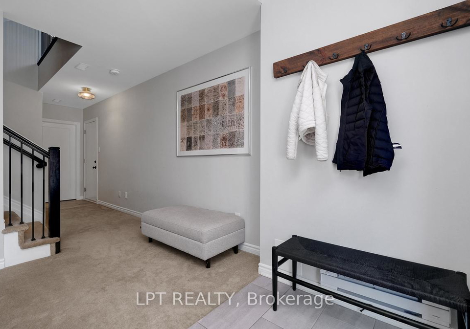815-kiniw-private-ottawa-ontario-x13460334