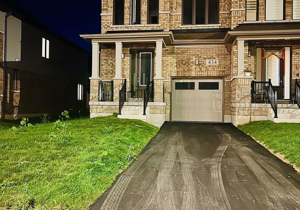 434-robert-woolner-street-north-dumfries-ontario-x13460364