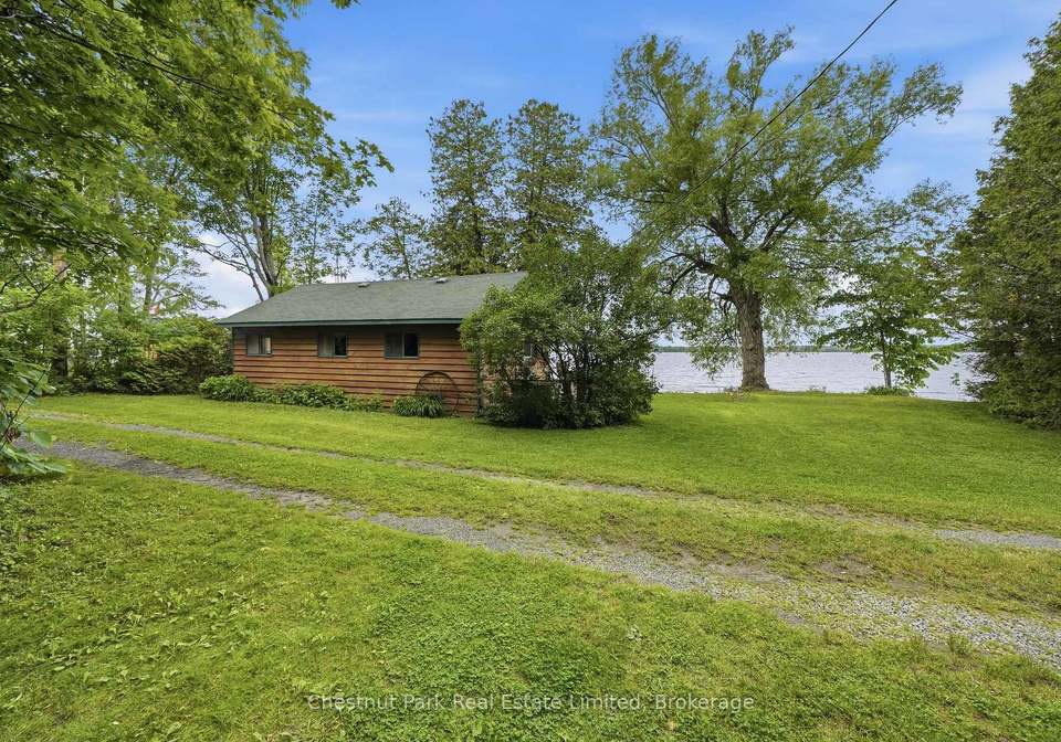 22-bongards-lane-prince-edward-county-ontario-x13460530