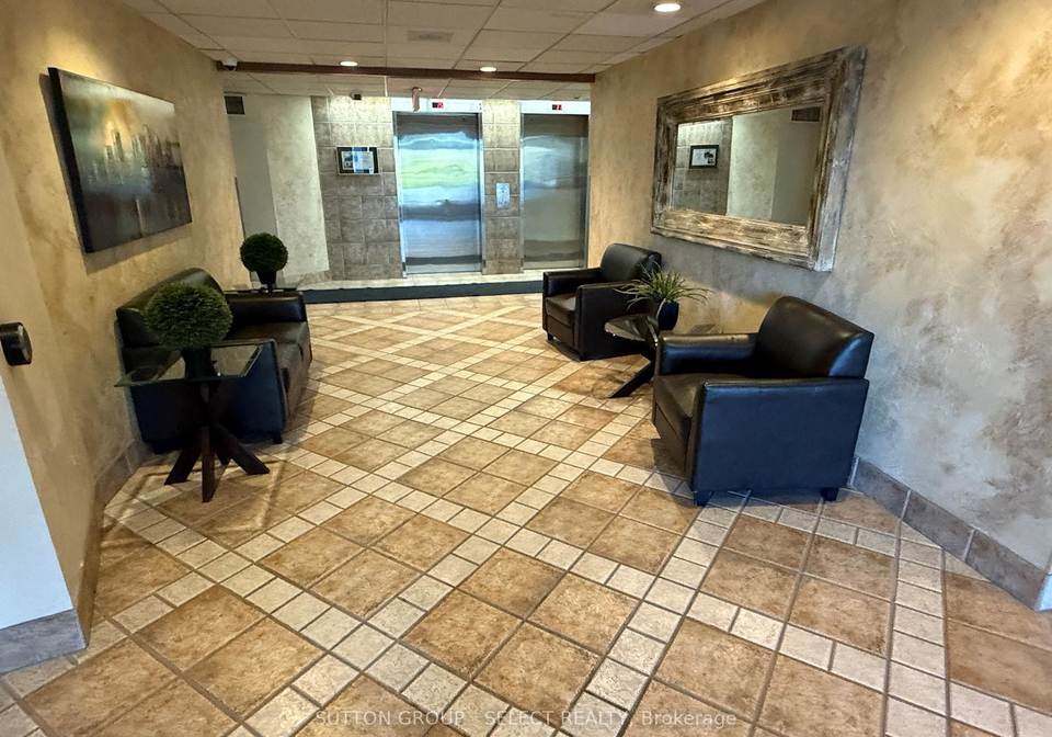 55-green-valley-drive-kitchener-ontario-x13460596
