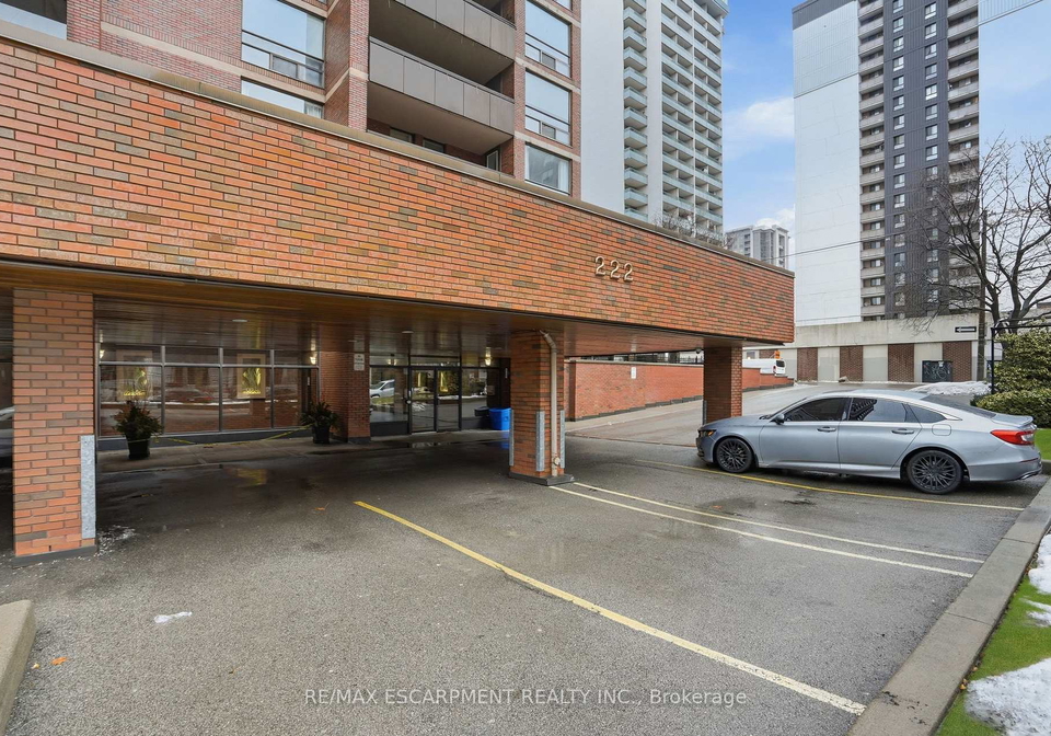 222-jackson-street-w-hamilton-ontario-x13460776