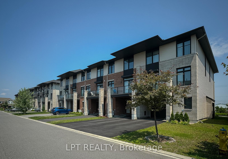 552-labrador-crescent-ottawa-ontario-x13460800