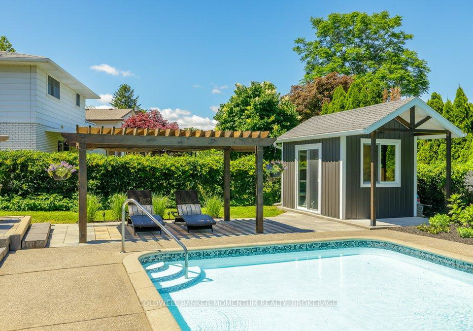 11-kenmore-crescent-st-catharines-ontario-x13460832
