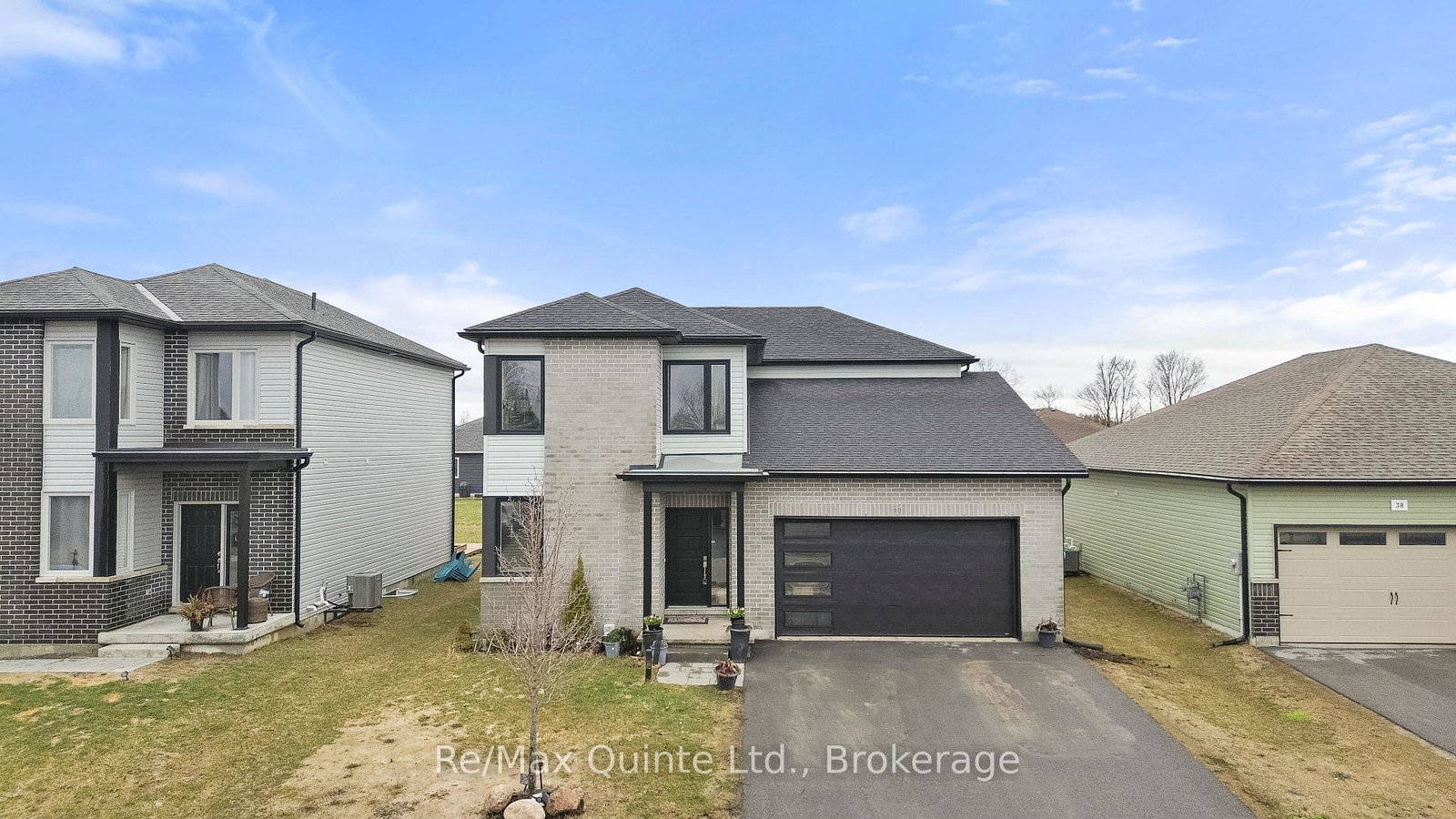 40-allen-street-prince-edward-county-ontario-x13460854