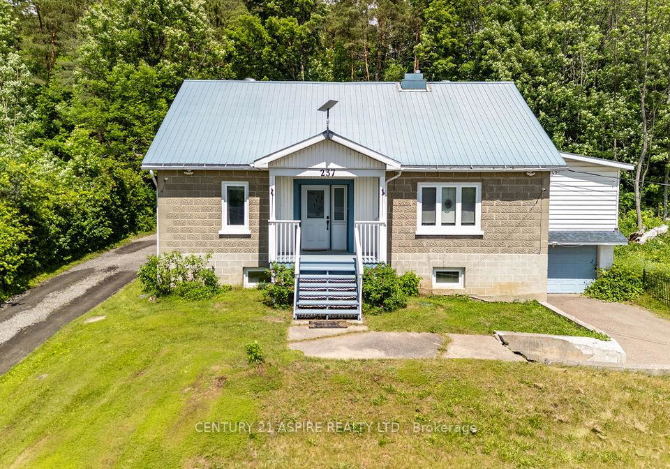 237-bonnechere-street-w-bonnechere-valley-ontario-x13461094