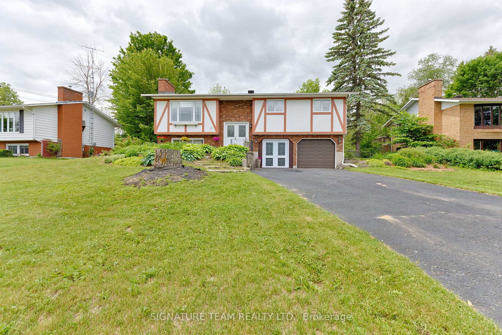 17-ross-street-whitewater-region-ontario-x13461234