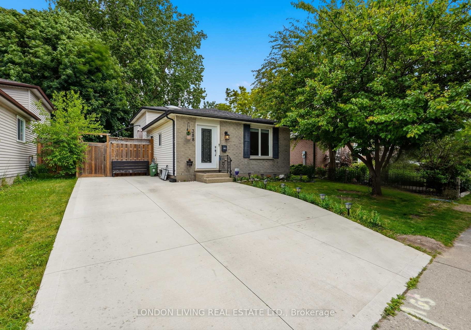 388-deveron-crescent-london-south-ontario-x13461248