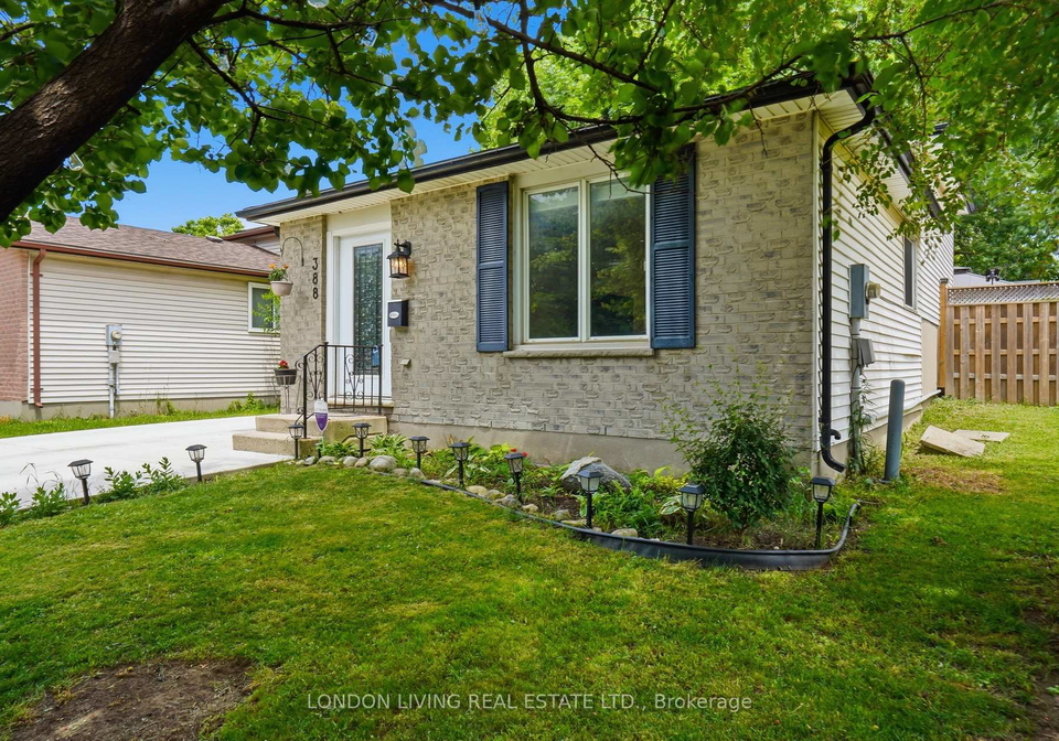388-deveron-crescent-london-south-ontario-x13461248