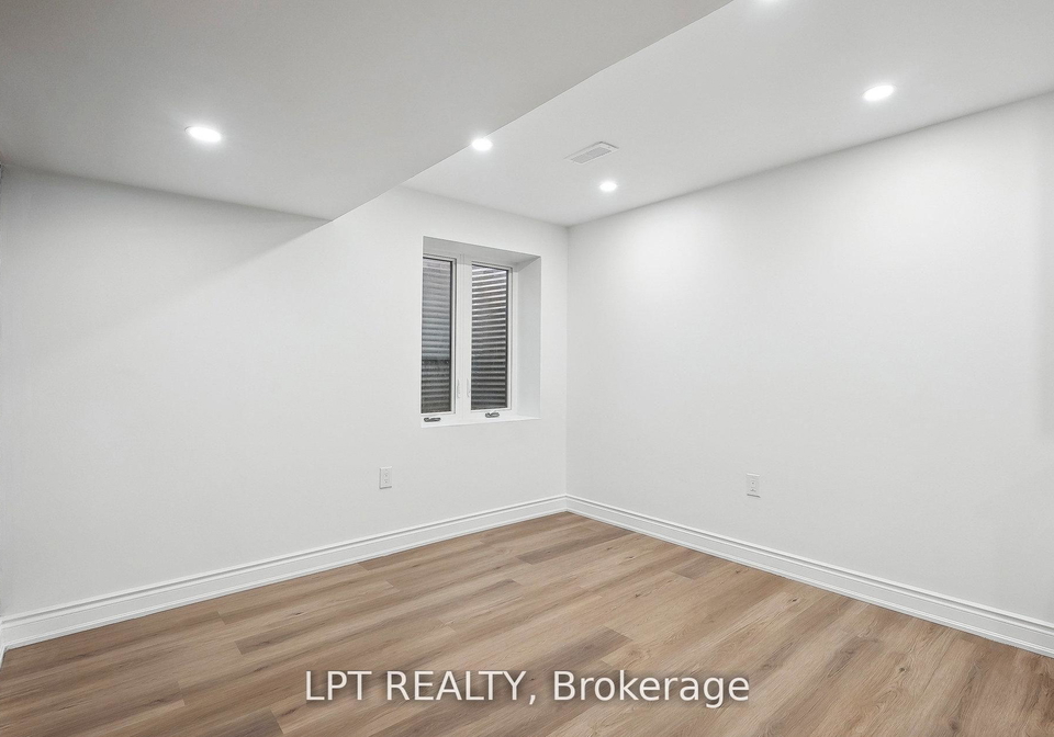 140-springvalley-crescent-hamilton-ontario-x13461284