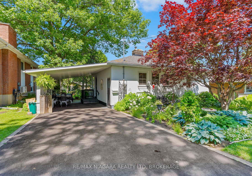 48-oakridge-crescent-port-colborne-ontario-x13461406