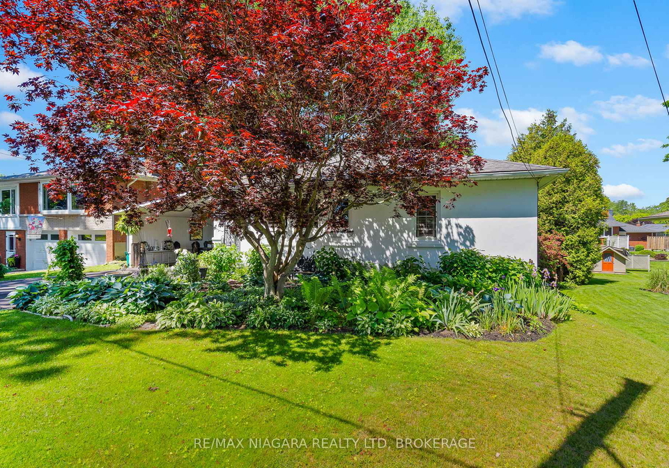 48-oakridge-crescent-port-colborne-ontario-x13461406