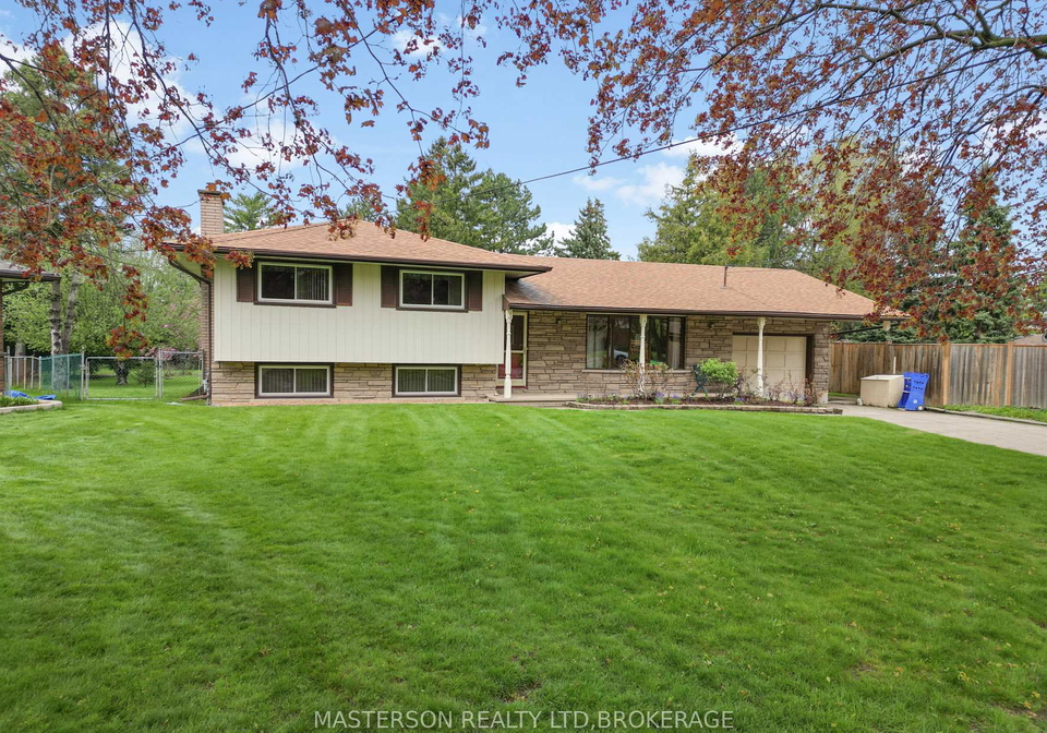 3-star-circle-st-catharines-ontario-x13461922