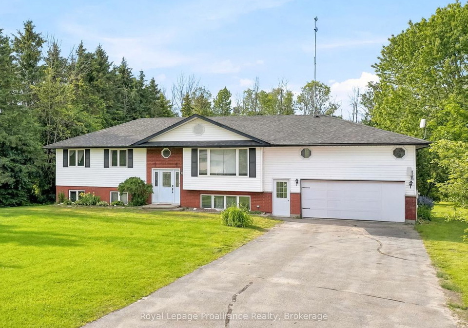 1316-county-road-64-quinte-west-ontario-x13462070