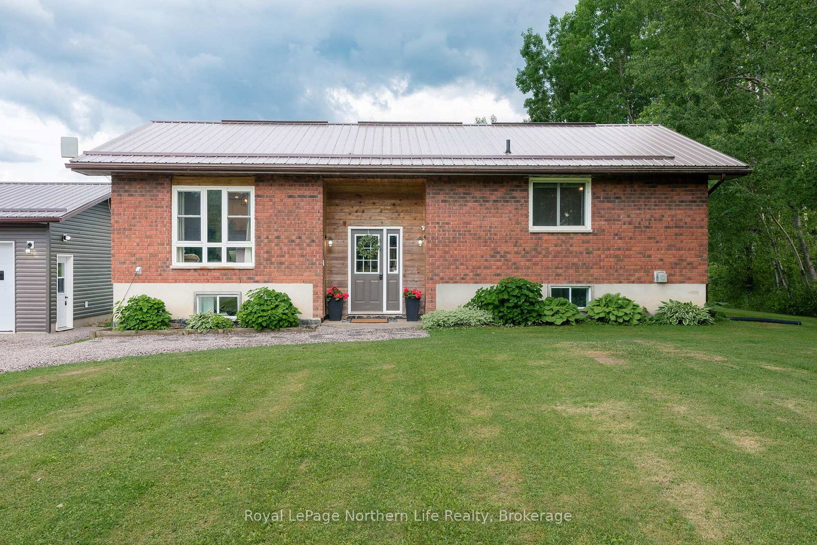 989-pioneer-road-chisholm-ontario-x13462154