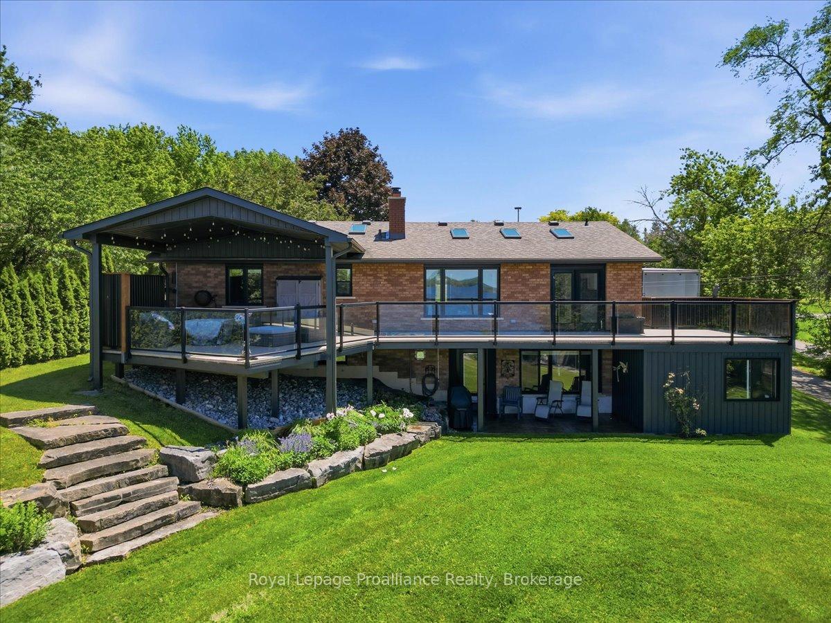 2728-county-road-3-prince-edward-county-ontario-x13462278