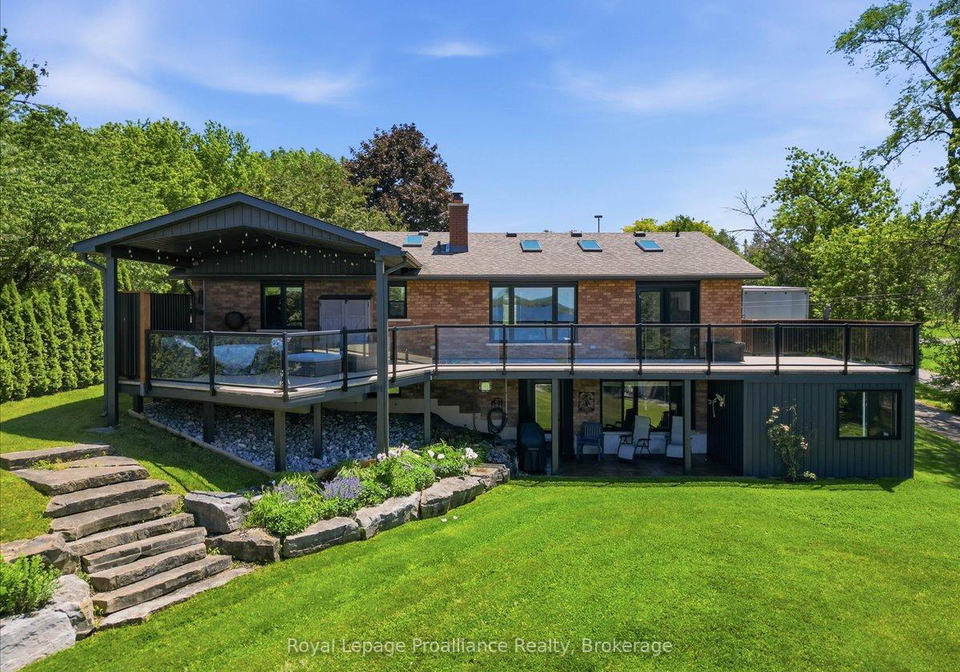 2728-county-road-3-prince-edward-county-ontario-x13462278