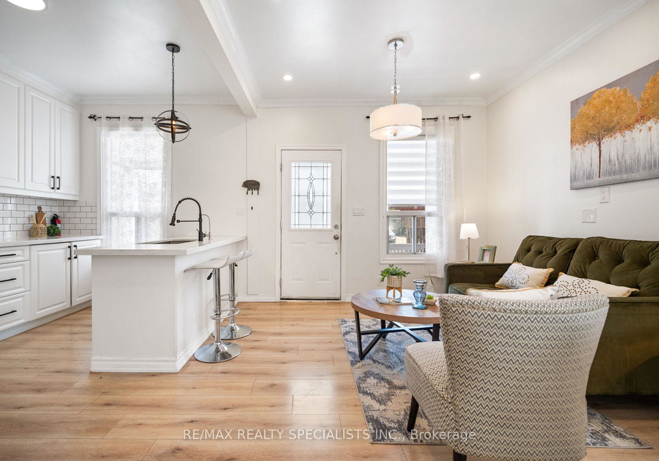 35-britannia-avenue-hamilton-ontario-x13462346