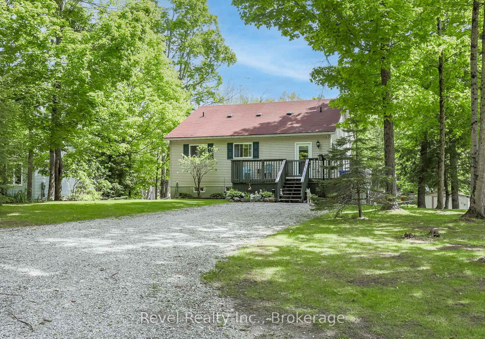 15-fire-route-92-trent-lakes-ontario-x13462416