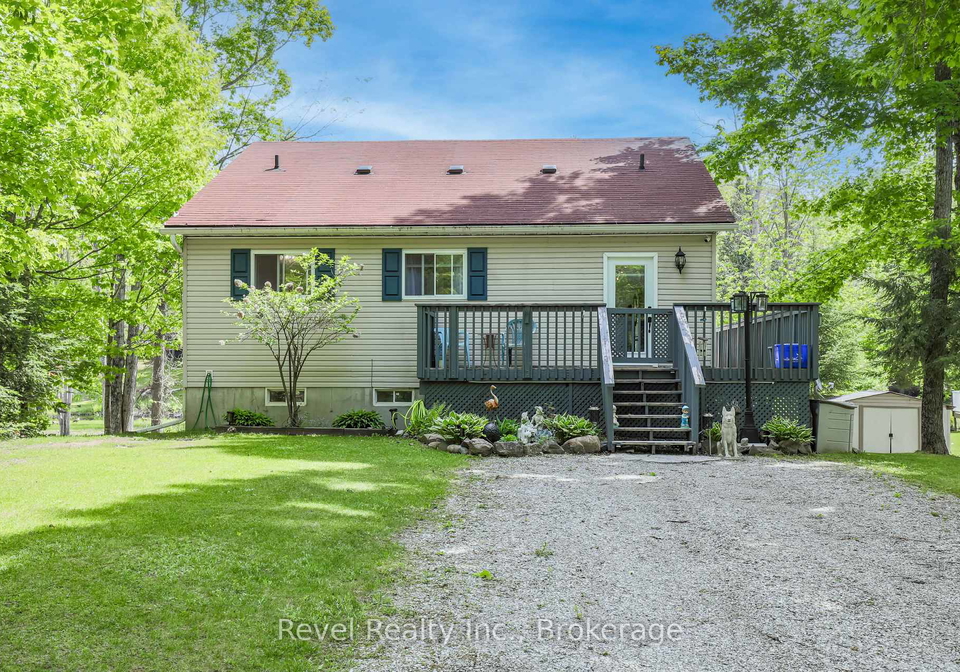 15-fire-route-92-trent-lakes-ontario-x13462416