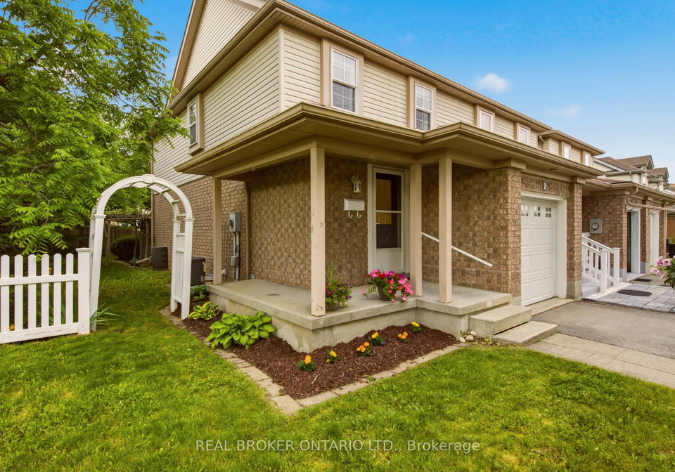2-ireland-place-guelph-ontario-x13462552