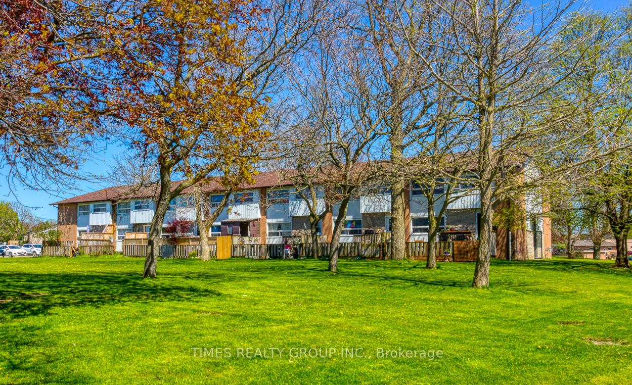 11-manitou-crescent-w-loyalist-ontario-x13462840