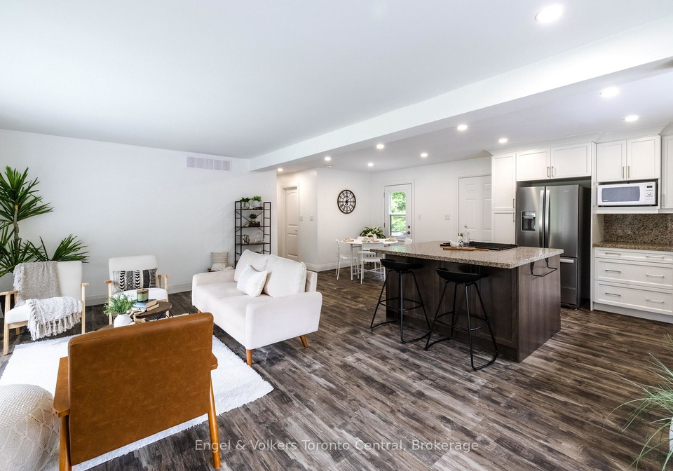 37-spencer-street-bracebridge-ontario-x13462856