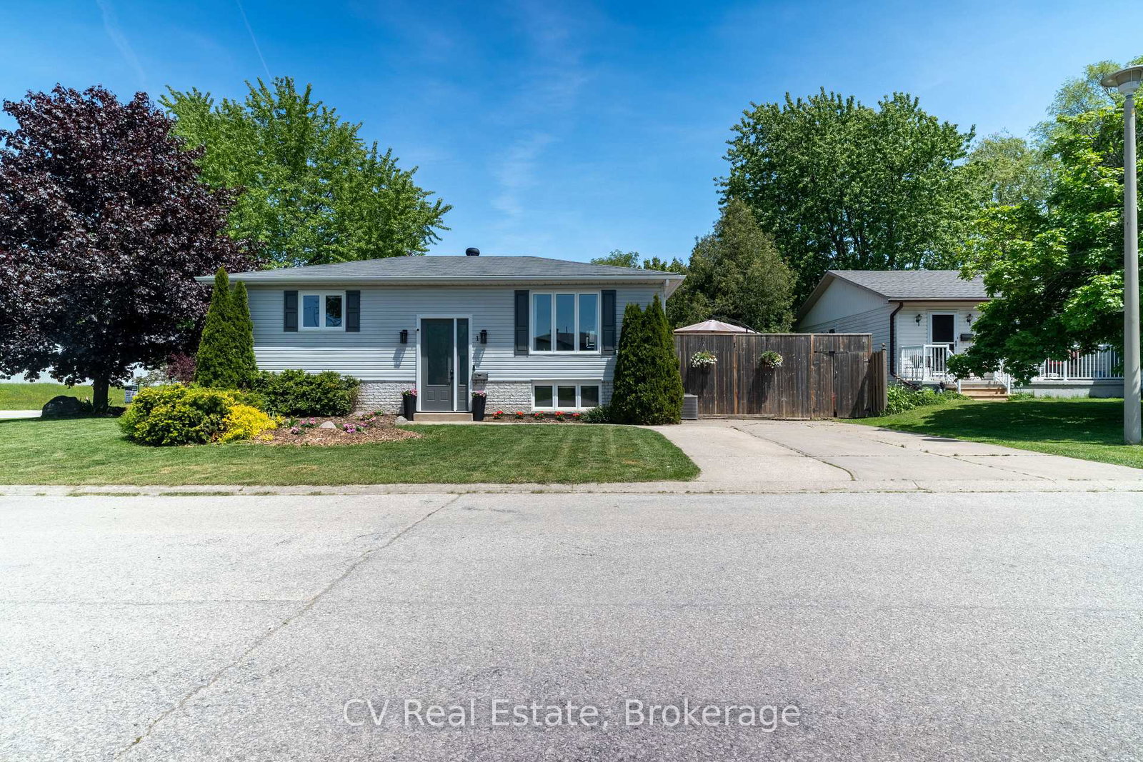 1-birchwood-court-meaford-ontario-x13463160
