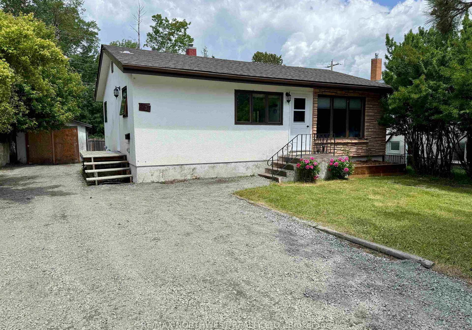 1234-heenan-place-kenora-ontario-x13463190