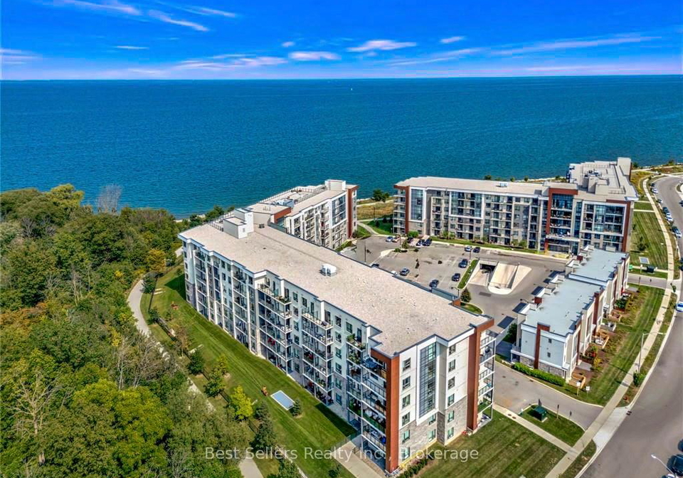 125-shoreview-place-hamilton-ontario-x13463216