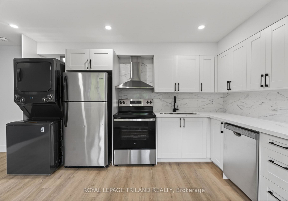 1015-eagle-drive-london-south-ontario-x13463314