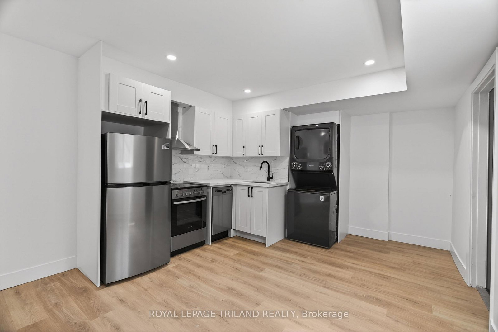 1015-eagle-drive-london-south-ontario-x13463330