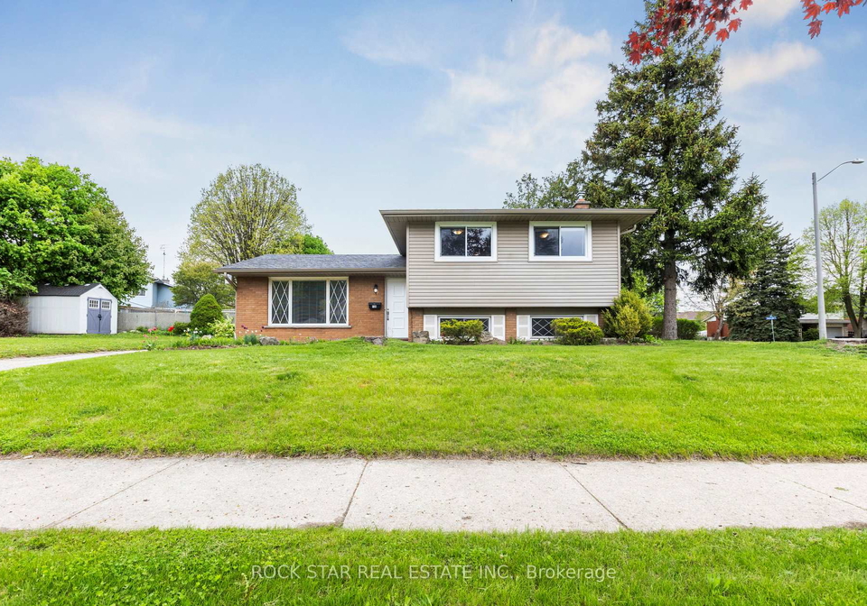 130-hudson-crescent-kitchener-ontario-x13463462