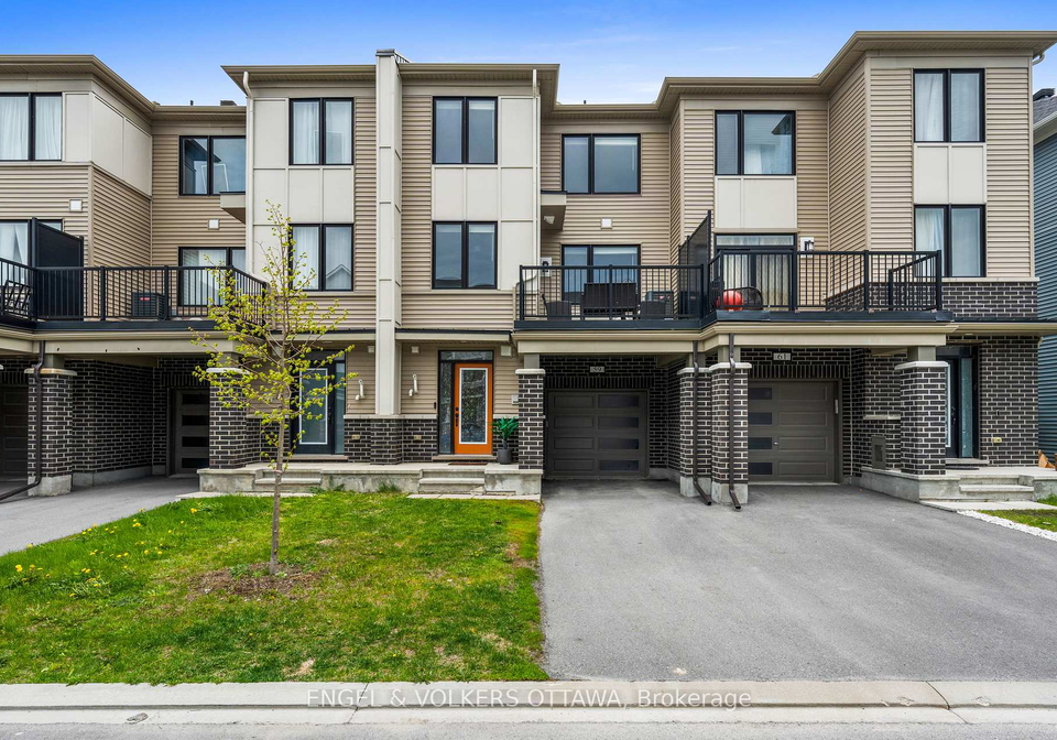59-ursid-mews-ottawa-ontario-x13463564