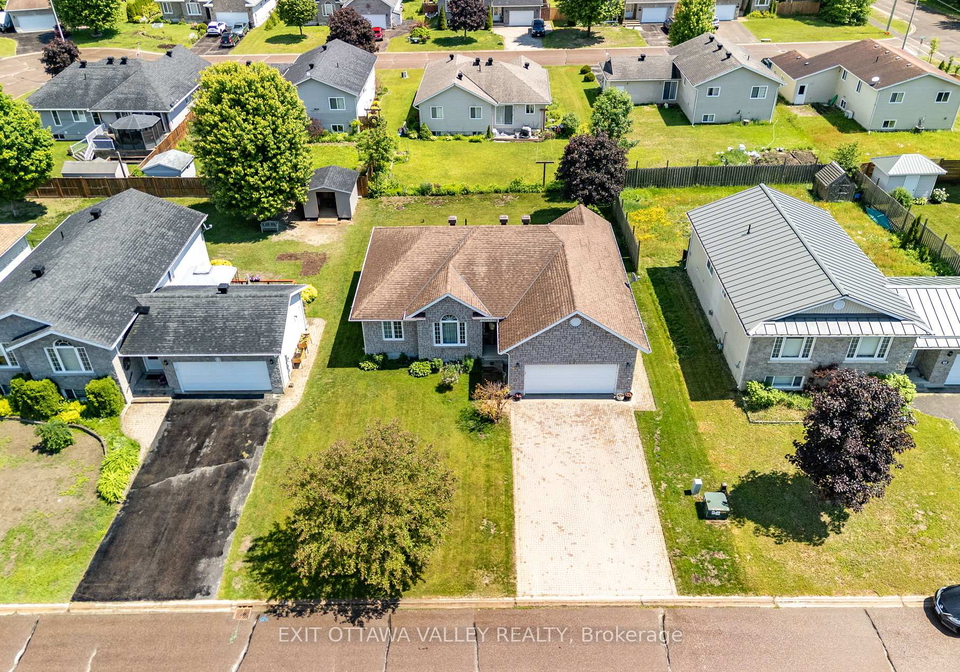 6-cockcroft-crescent-deep-river-ontario-x13463732