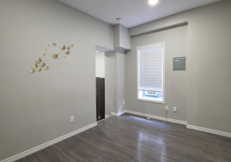 70-victoria-street-s-hamilton-ontario-x13463808