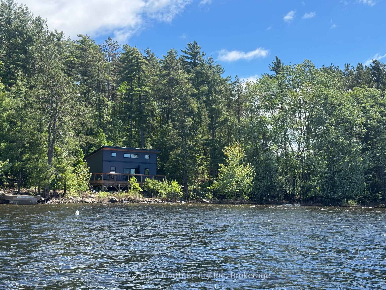 pcl18548-parry-sound-remote-area-ontario-x13463964
